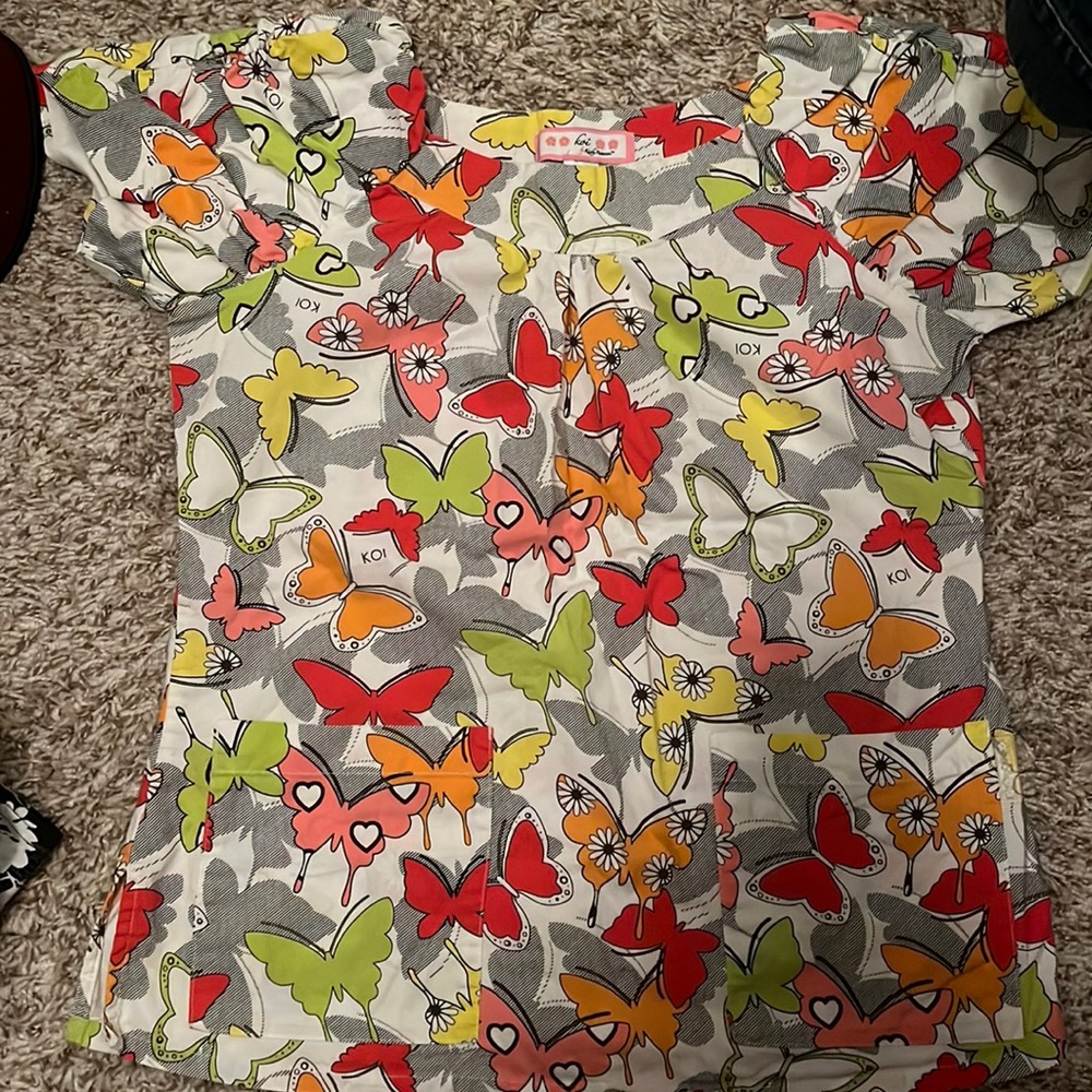 Koi Kathy Peterson butterfly scrub top